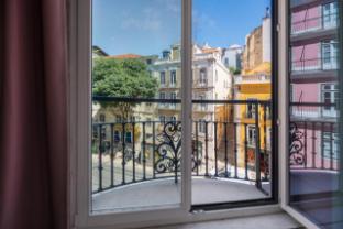 boavista 83 hostel lisbon