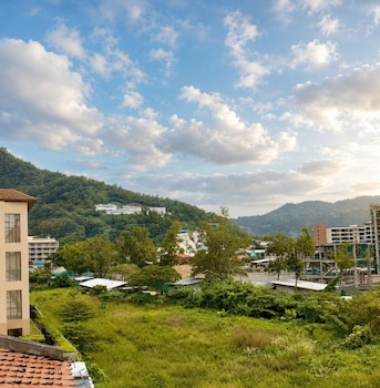 holiday house kata and karon phuket