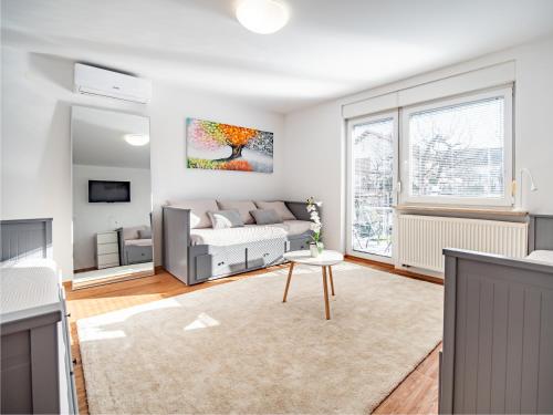Grand Family Residence Ljubljana,,4 star