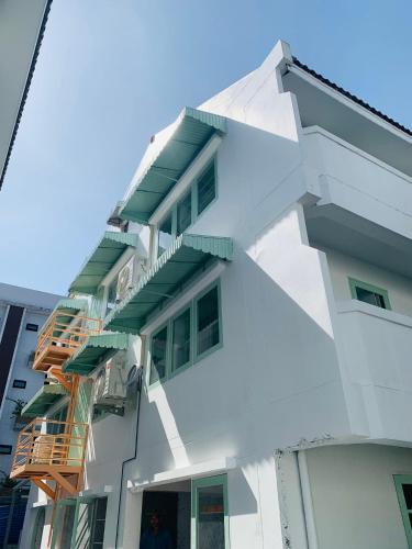 bangkok group bunk hotel khaosan