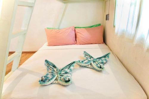 bangkok group bunk hotel khaosan