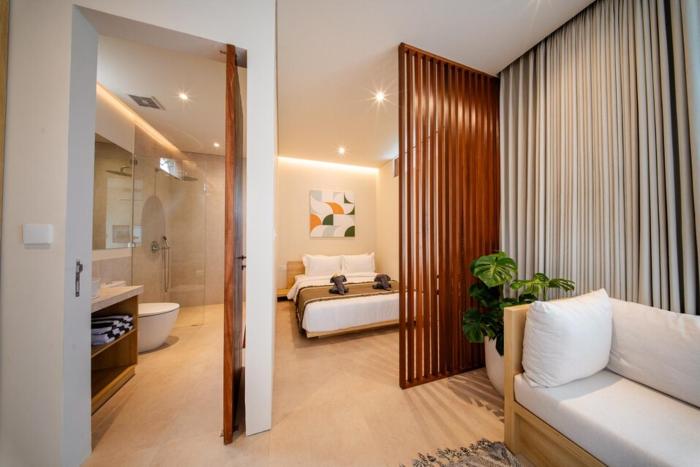 thehub pererenan coworking pool and rooftop