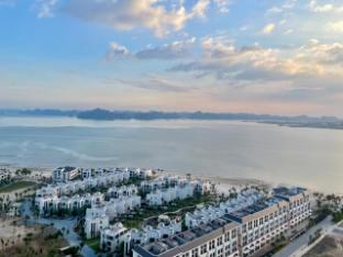 marina suite residence halong