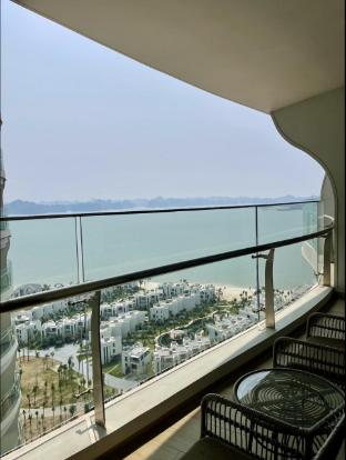 marina suite residence halong