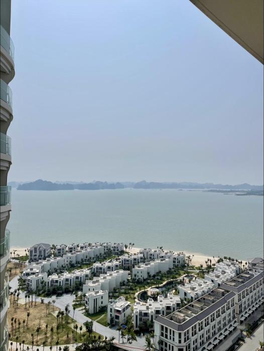 marina suite residence halong
