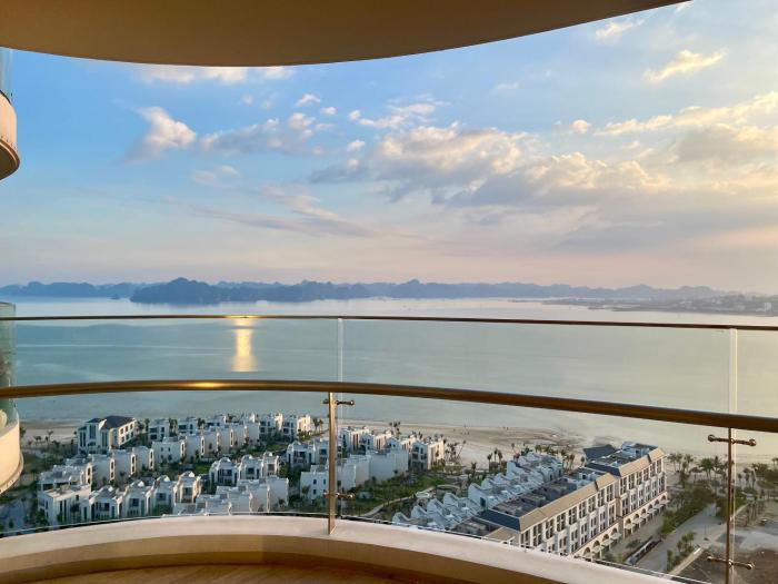 marina suite residence halong