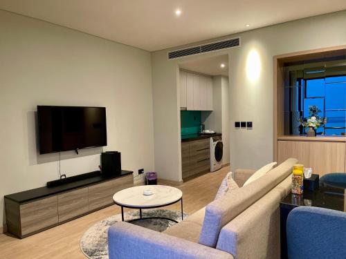 marina suite residence halong