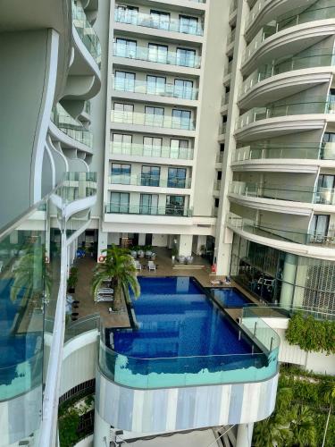marina suite residence halong