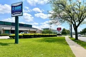 highlander inn cleveland beachwood near i 480