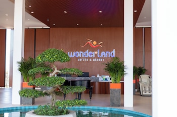 Wonderland Suites And Resort,,5 star
