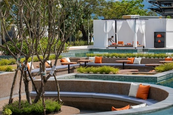 wonderland suites and resort