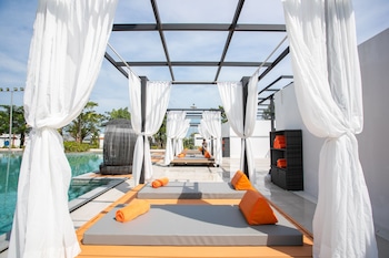 wonderland suites and resort