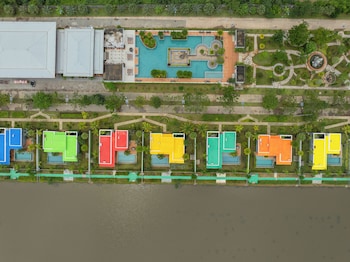 wonderland suites and resort