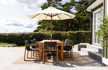 oakvale villa sand