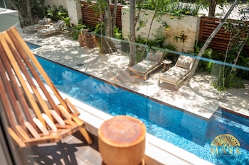nhoa 207a lux 2br condo pool view in aldea zama