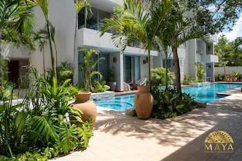 nhoa 207a lux 2br condo pool view in aldea zama