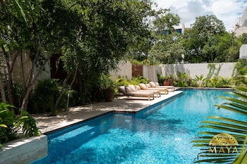 nhoa 207a lux 2br condo pool view in aldea zama