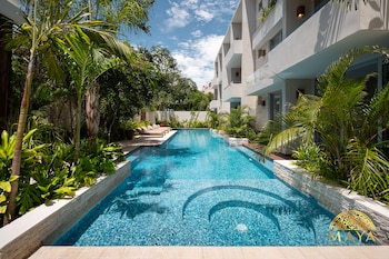 nhoa 207a lux 2br condo pool view in aldea zama