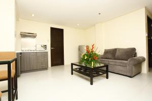 the oracle hotel and residences