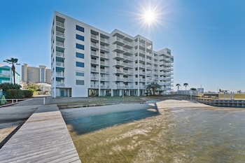 compass point 108