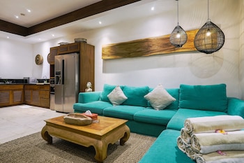 Frangipani Villa Mawe At Berawa,,3 star
