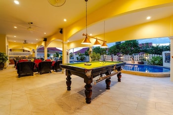 3 bed pool villa s102