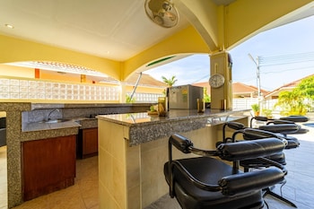 3 bed pool villa s102