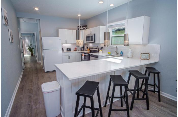 spectacular brand new 4br 2 5ba near dt riverwalk
