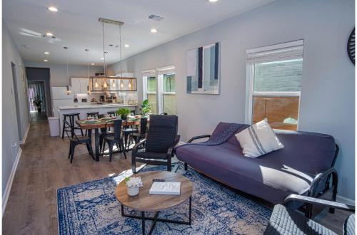 spectacular brand new 4br 2 5ba near dt riverwalk