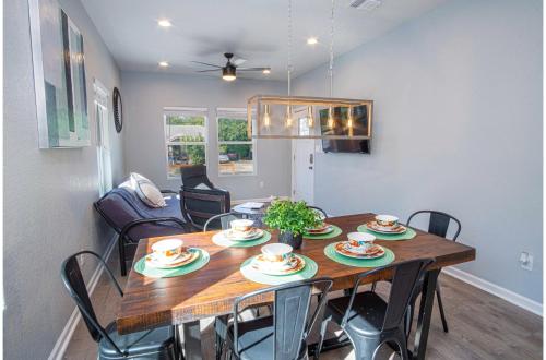 spectacular brand new 4br 2 5ba near dt riverwalk