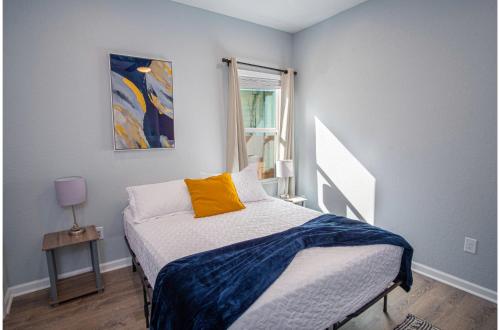 spectacular brand new 4br 2 5ba near dt riverwalk