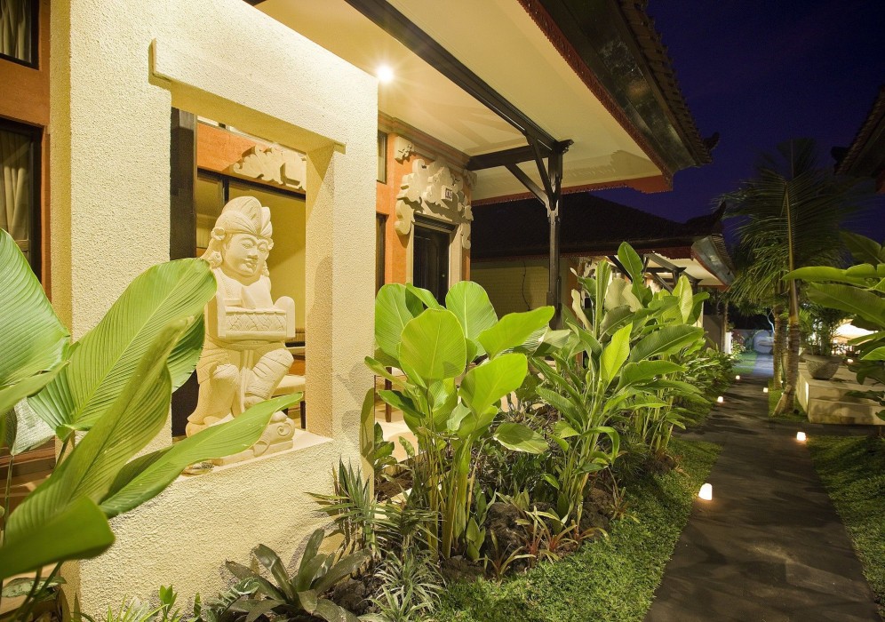 natya hotel tanah lot
