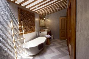 natya hotel tanah lot