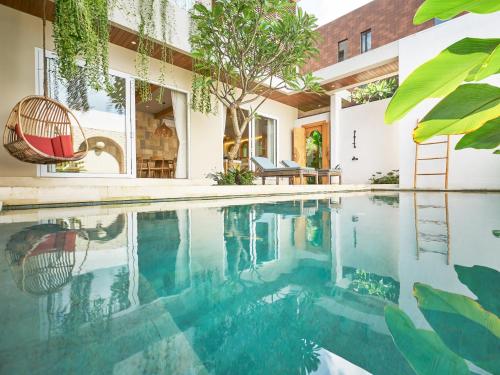 luna ola villa berawa