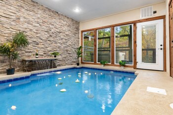 Escape To Elegance By Ghosal Luxury Lodging,,4 star