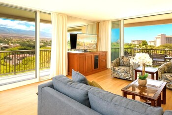 whaler resort by kbm