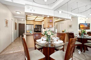 whaler resort by kbm