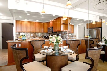 whaler resort by kbm