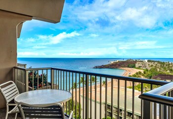 whaler resort by kbm