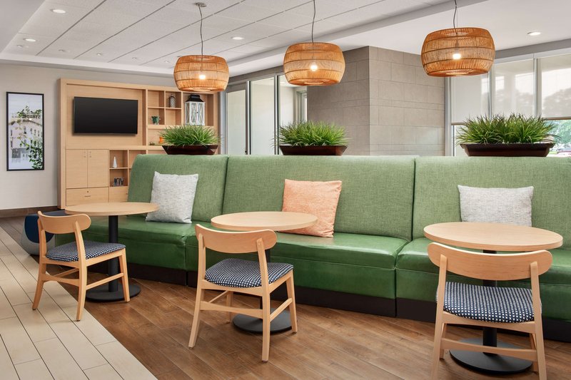 home2 suites by hilton lexington university medical center