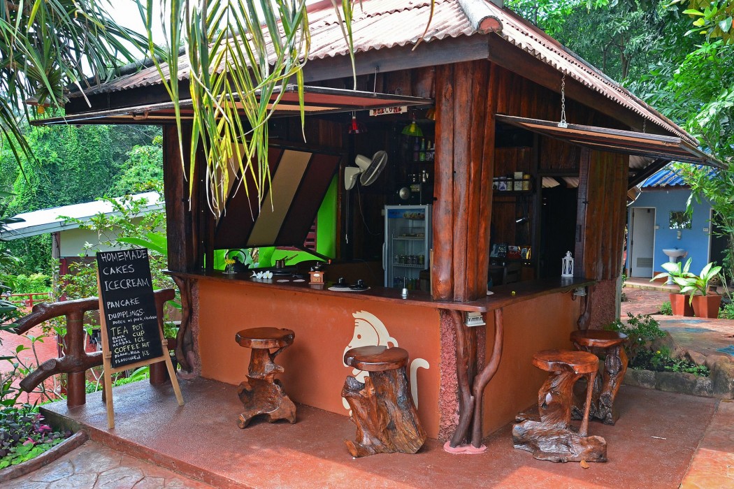 Koh Mak Buri Hut Natural Resort,Trat>>Ko Mak,3 star