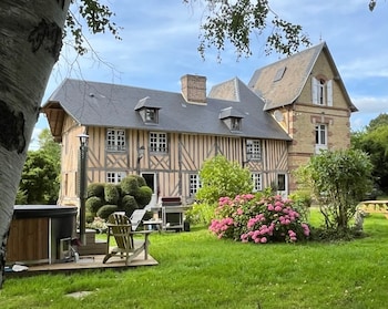 Domaine De Blanvatel,,0 star