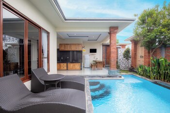 Ubud Mayura Private Pool Villa,,4 star