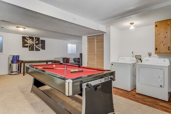 Space Base,216 Prior Ln,4 star