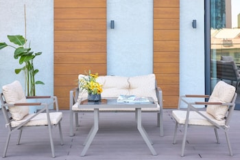 bomonti suites