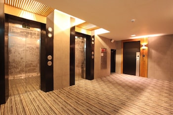 designers hotel the rich