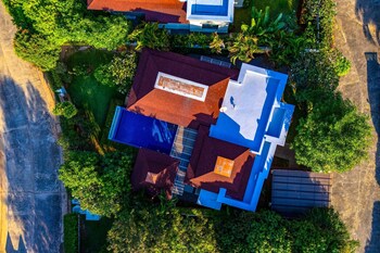 3bed bali style villa close to beach pr6