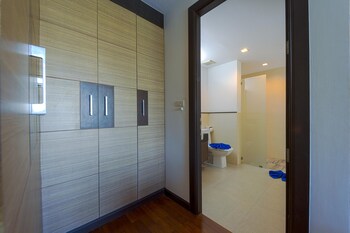 3bed bali style villa close to beach pr6