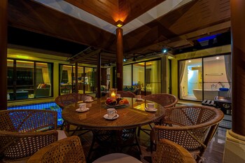 3bed bali style villa close to beach pr6