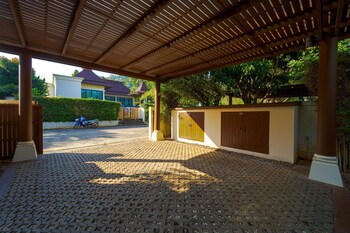 3bed bali style villa close to beach pr6